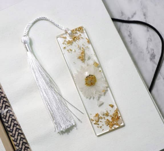 Mini Floral Resin Bookmark: Red - Tuma's Books