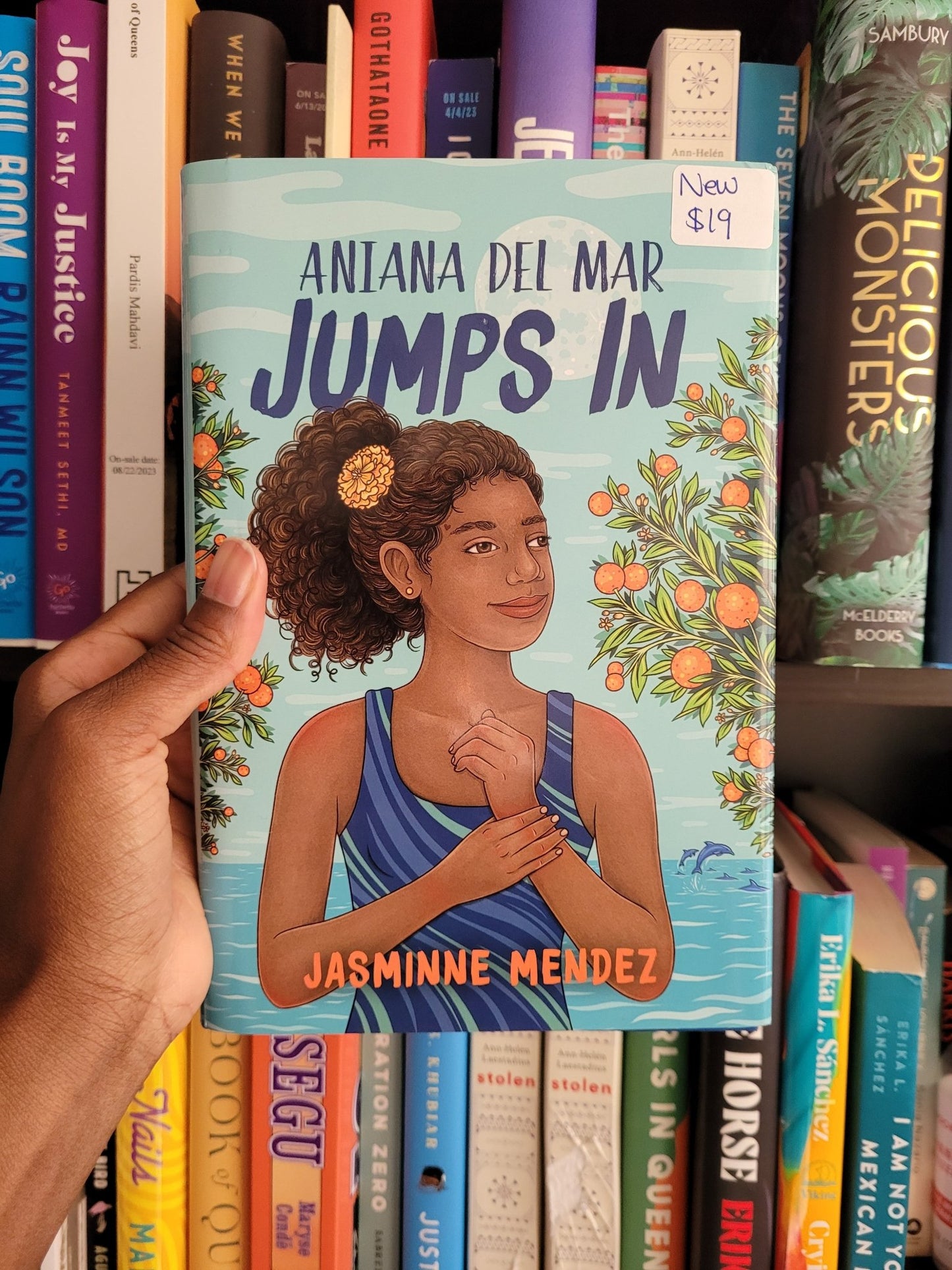 Aniana del Mar Jumps in by Jasminne Mendez - 9780593531815 - Tuma's Books