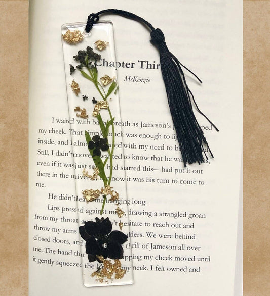 Black Floral Resin Bookmark - Tuma's Books