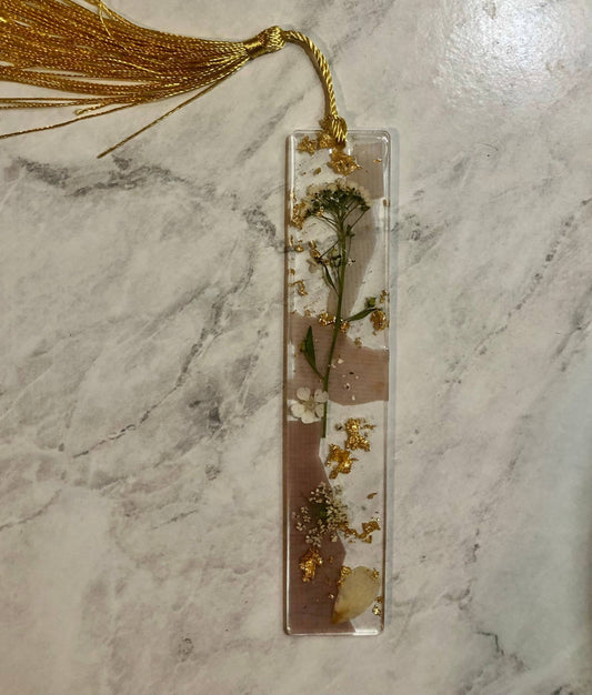 Vintage Floral Resin Bookmark: Gold - Tuma's Books